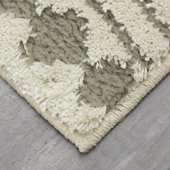 Mohawk Home Mohawk® Home Nomad Vado EverStrand Geometric Rug Cream 3 Mohawk Home Mohawk® Home Nomad Vado EverStrand Geometric Rug Cream - Image 3