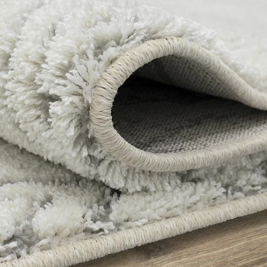 Mohawk Home Mohawk® Home Nomad Vado EverStrand Geometric Rug Cream 4 Mohawk Home Mohawk® Home Nomad Vado EverStrand Geometric Rug Cream - Image 4