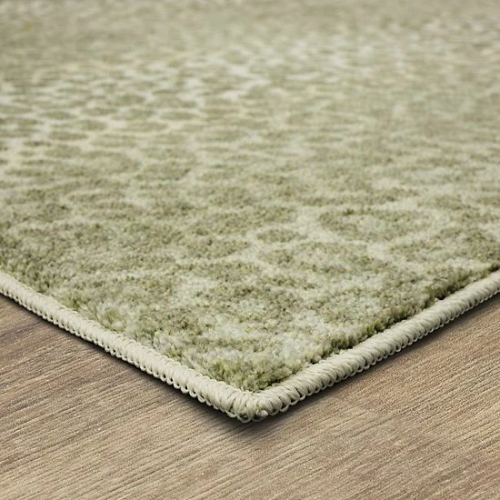 Mohawk Home Mohawk® Home Prismatic Faux Cheetah Skin Rug Gray 5 Mohawk Home Mohawk® Home Prismatic Faux Cheetah Skin Rug Gray - Image 5