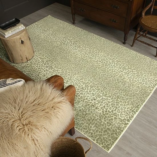 Mohawk Home Mohawk® Home Prismatic Faux Cheetah Skin Rug Gray 7 Mohawk Home Mohawk® Home Prismatic Faux Cheetah Skin Rug Gray - Image 7